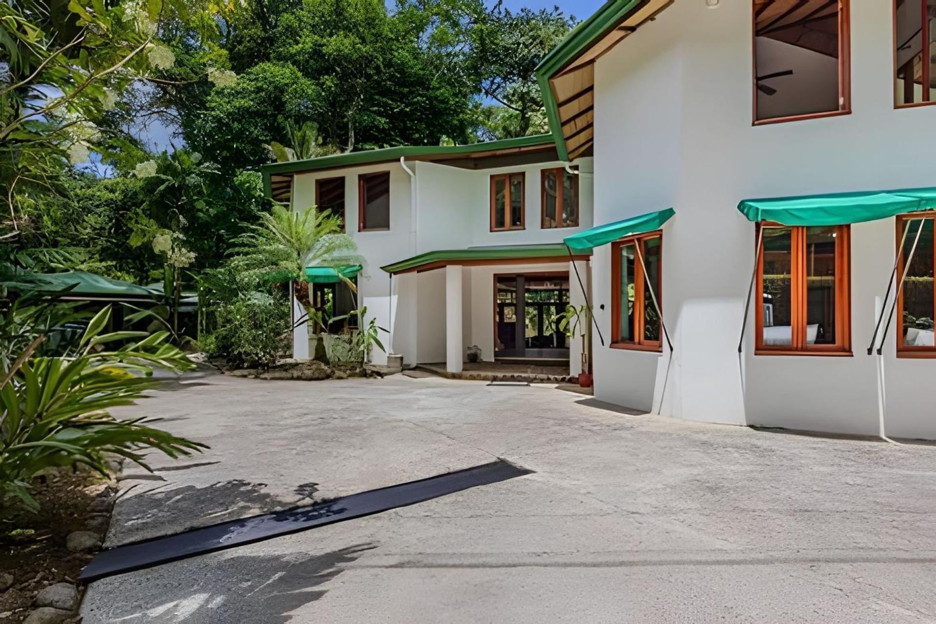 The Jungle Inn Dominicalito Exterior foto