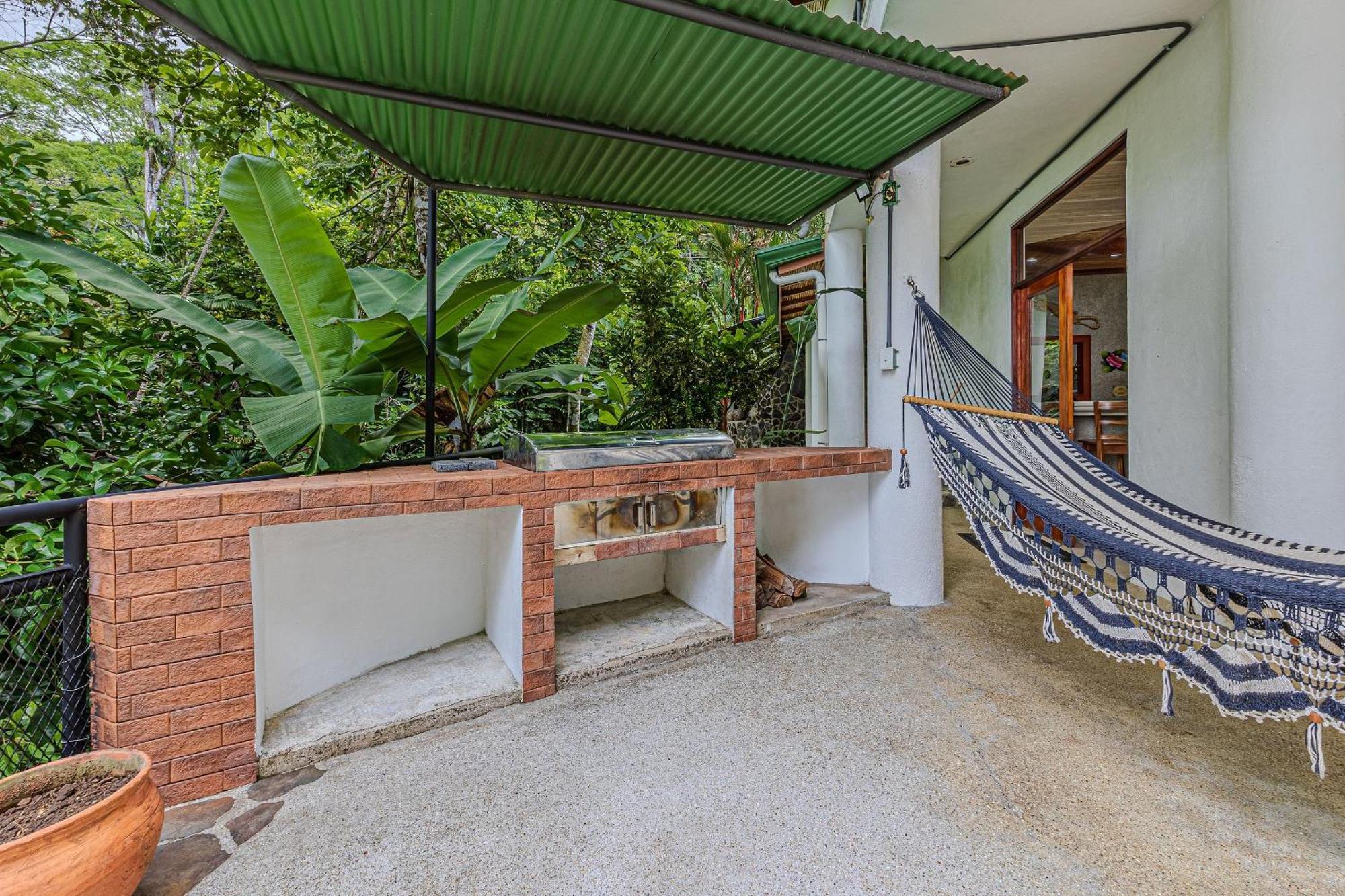 The Jungle Inn Dominicalito Exterior foto